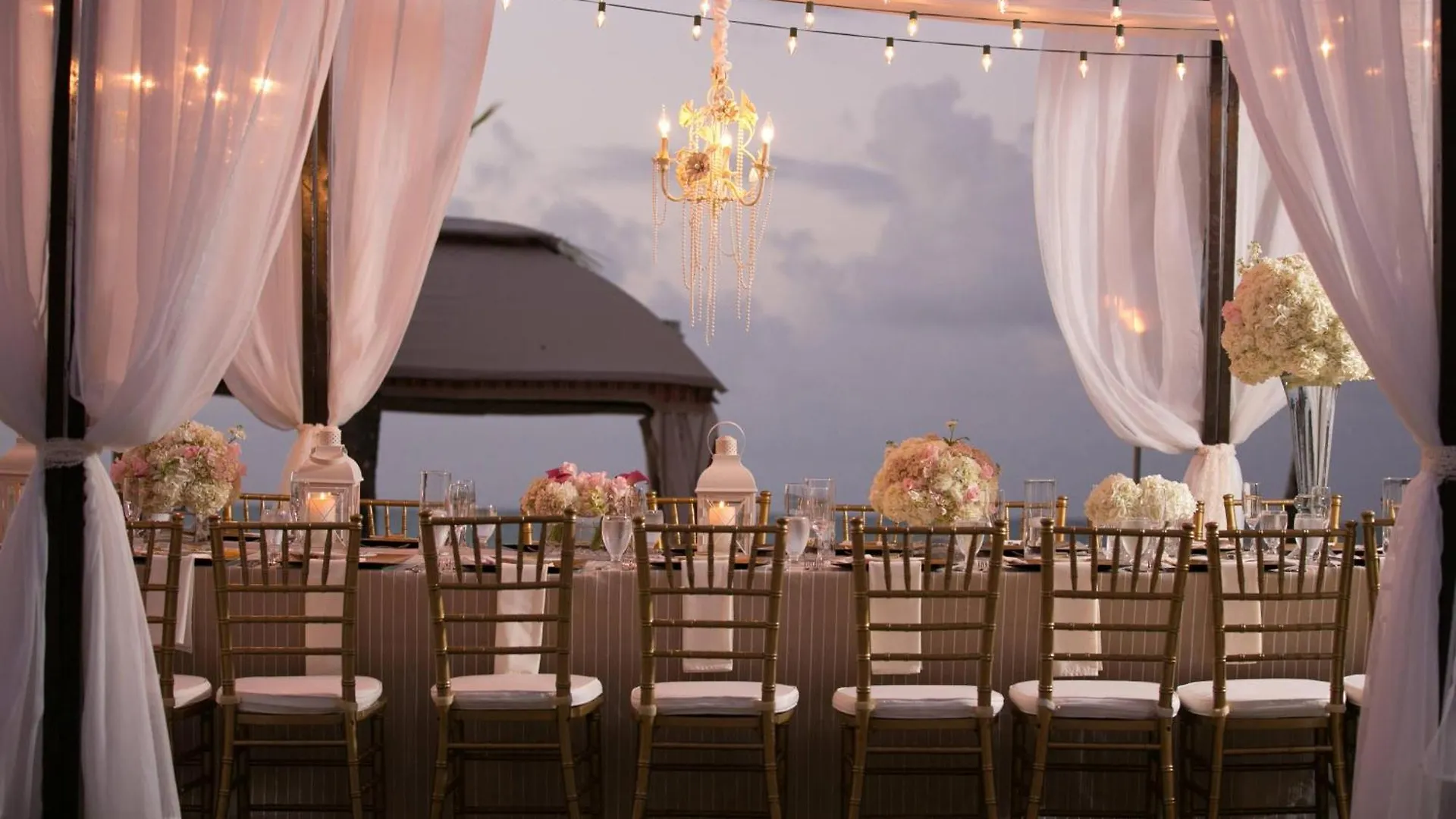 ****  Courtyard By Marriott Isla Verde Beach Resort San Juan Portoryko