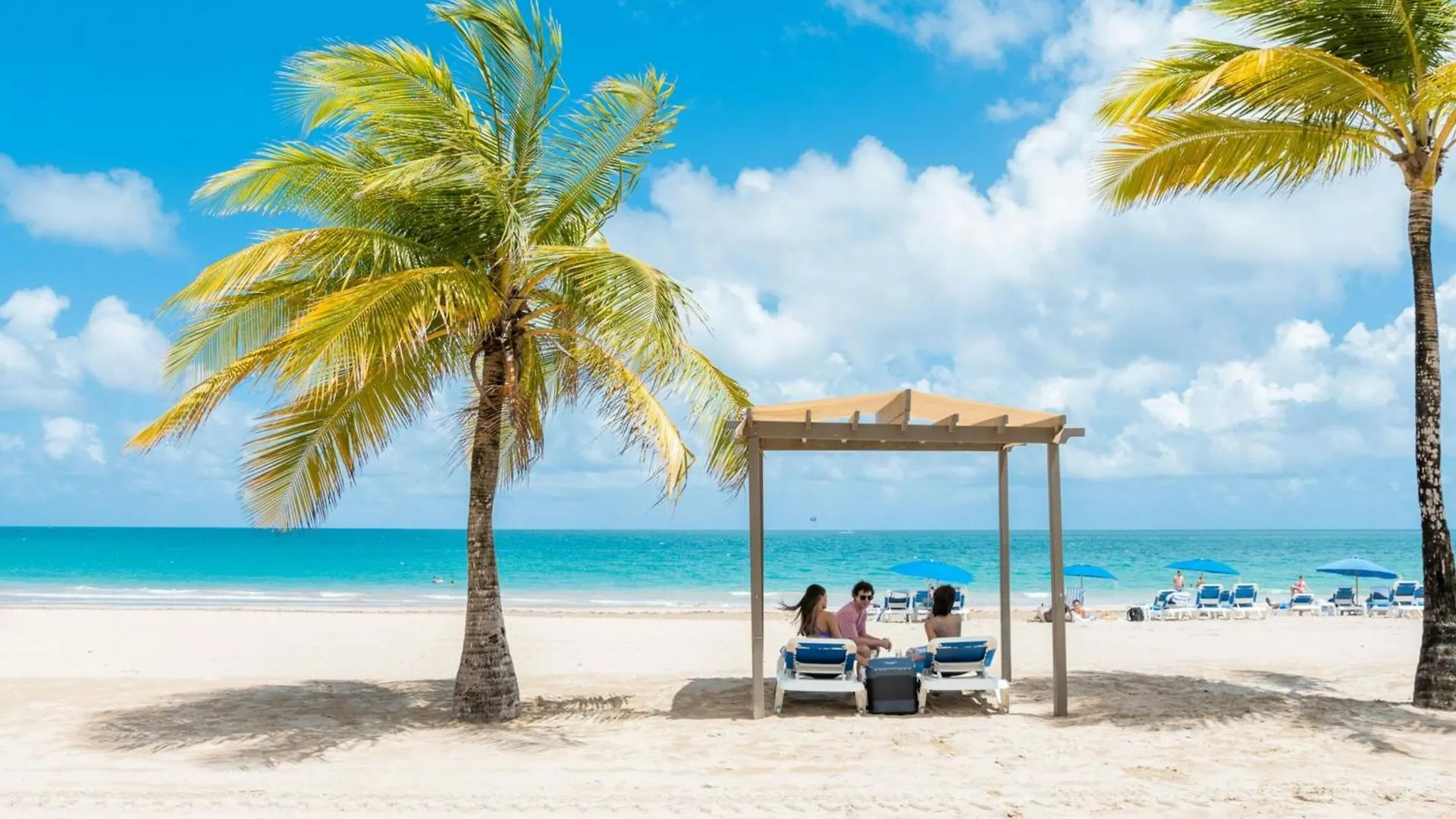 Courtyard By Marriott Isla Verde Beach Resort San Juan
