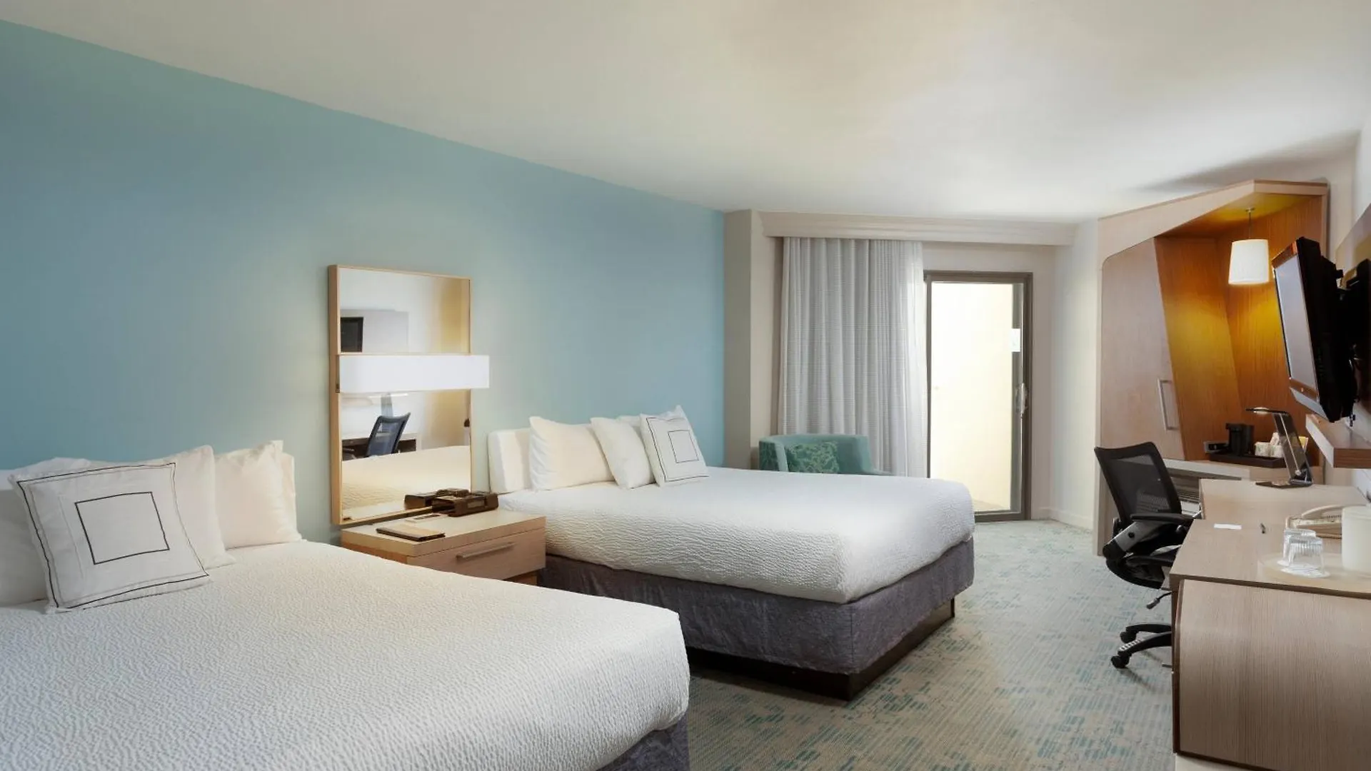 Courtyard By Marriott Isla Verde Beach Resort San Juan